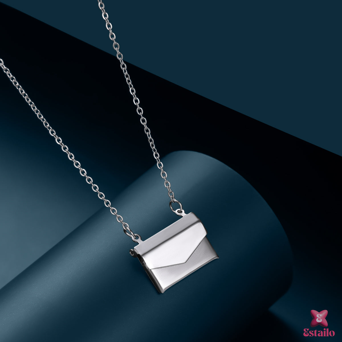 Enchant Chain Necklace