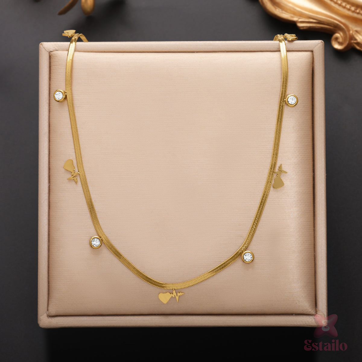 Glimmering Serpent Chain Necklace