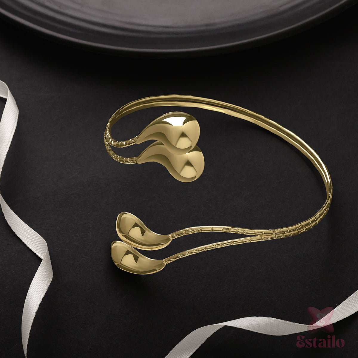 Golden Dewdrop Arm Cuff