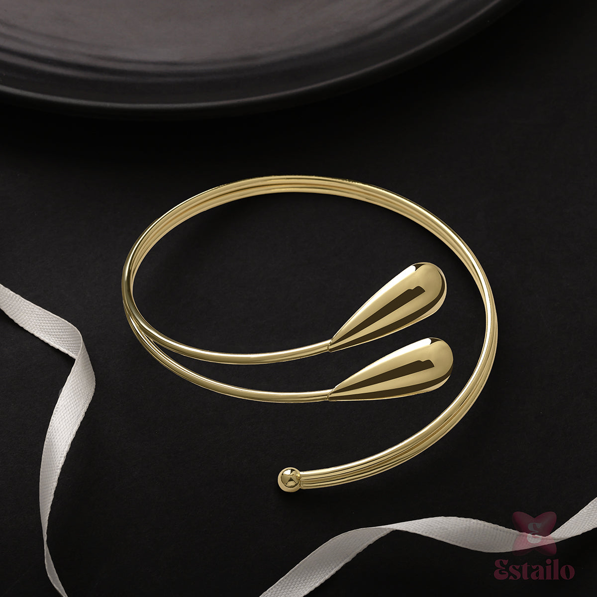 Golden Teardrop Upper Arm Cuff