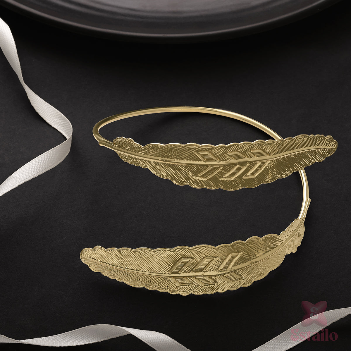 Golden Leaf Upper Arm Cuff