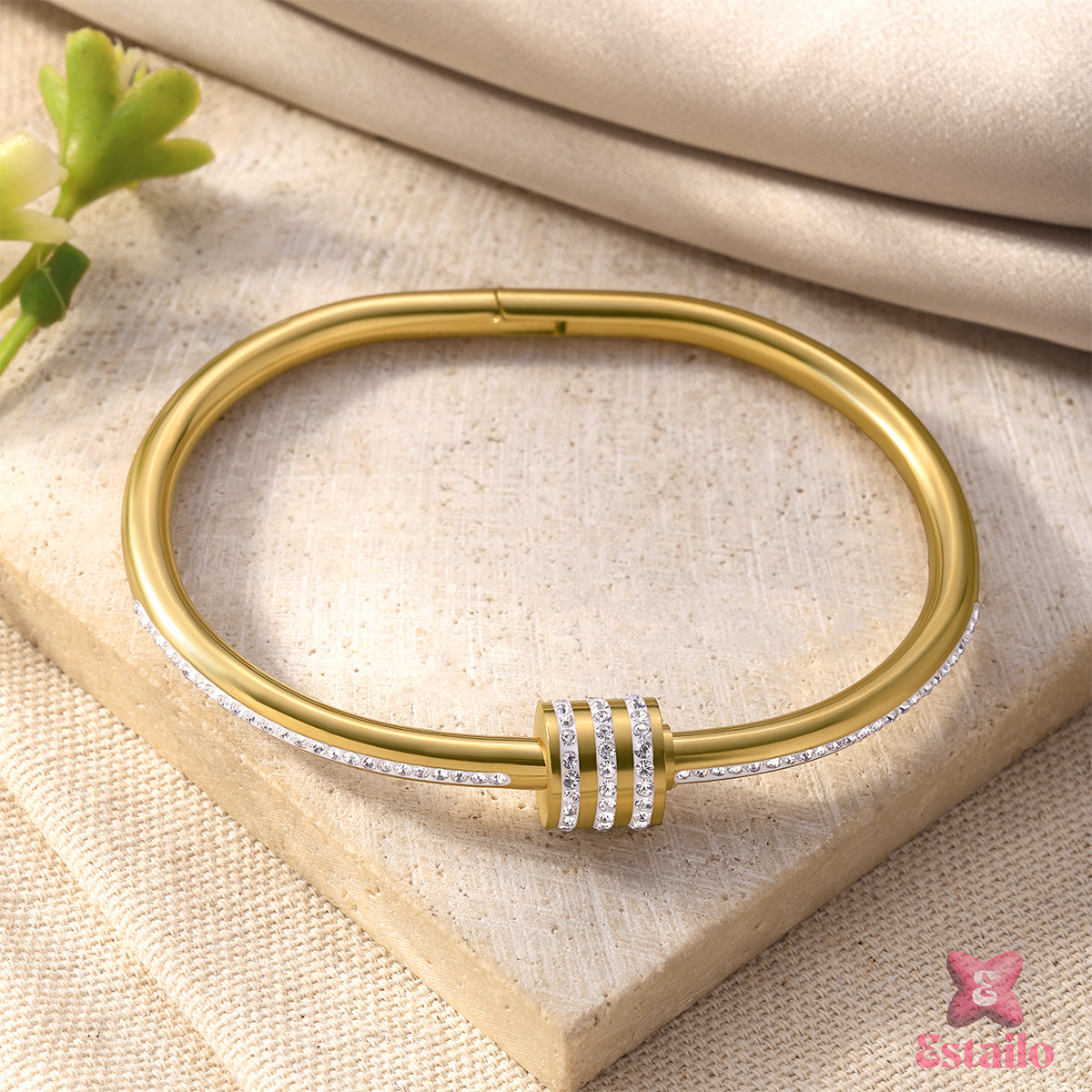 Gilded Majesty Statement Bracelet