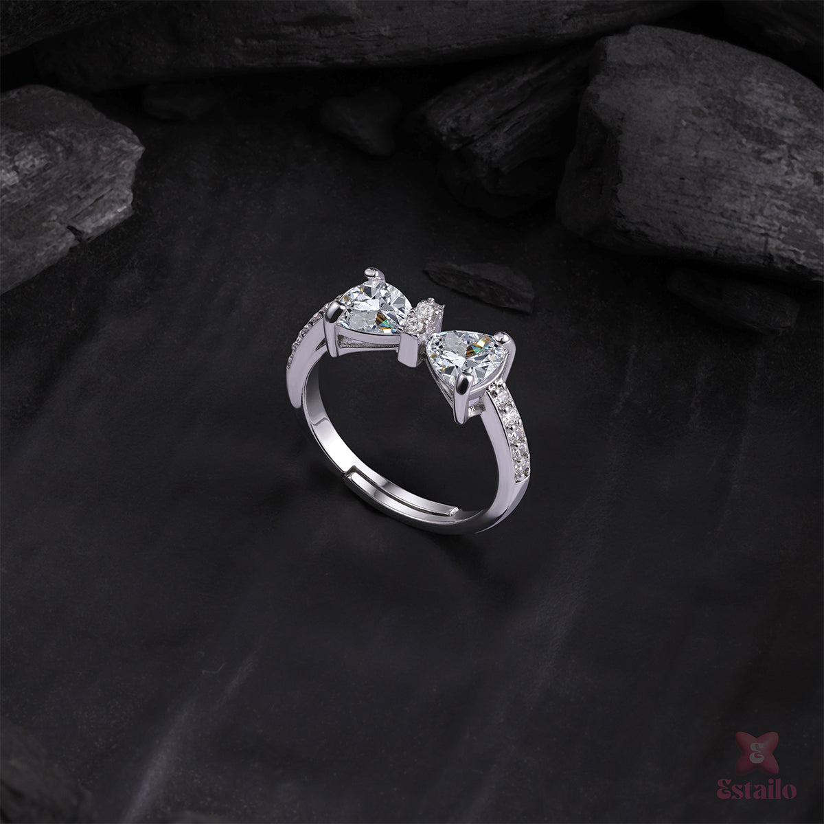 Sarin Twinkle Ring