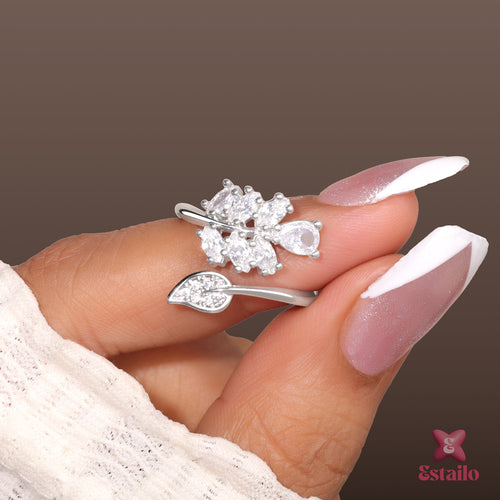 Celestial Leaf Sparkle Ring