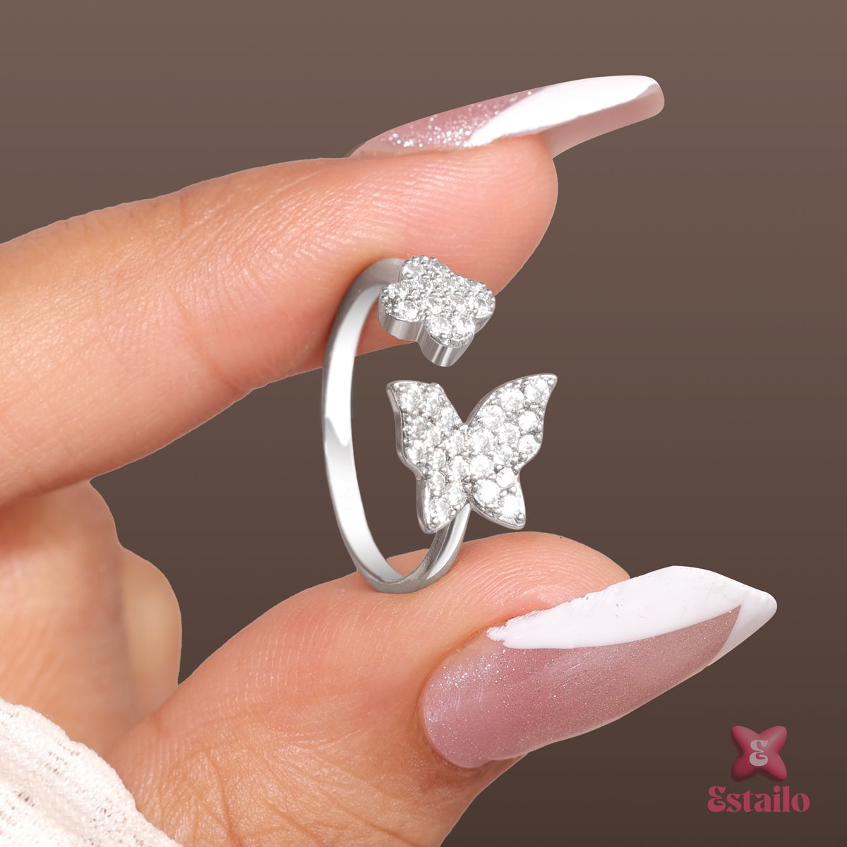 Dreamy Winged Ring
