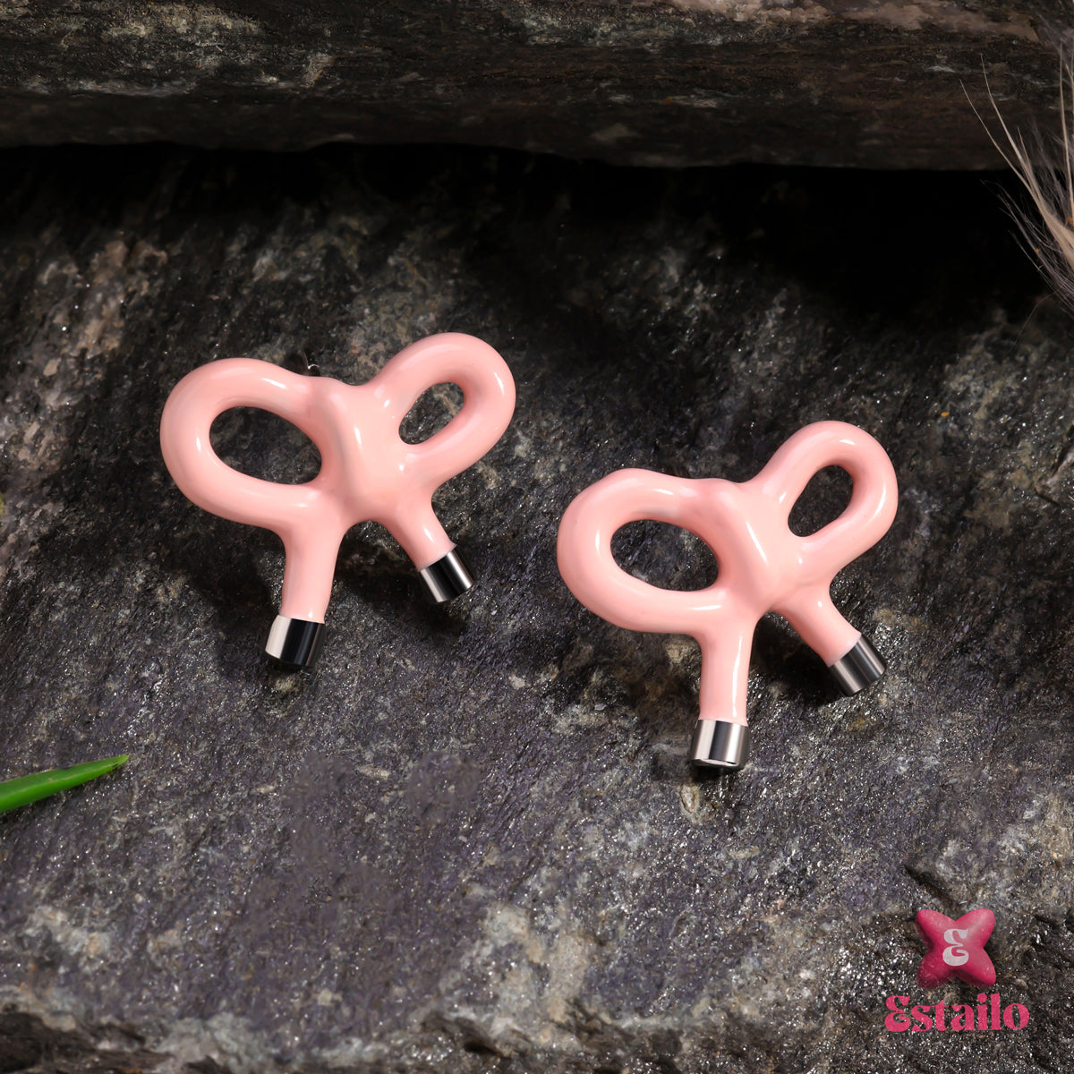 Blush Bow Studs Earring