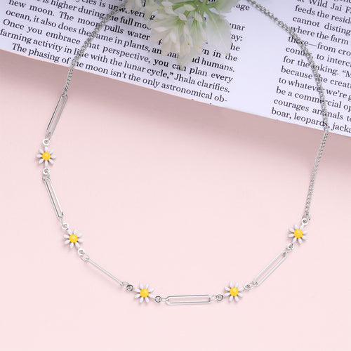 Spring Daisy Necklace