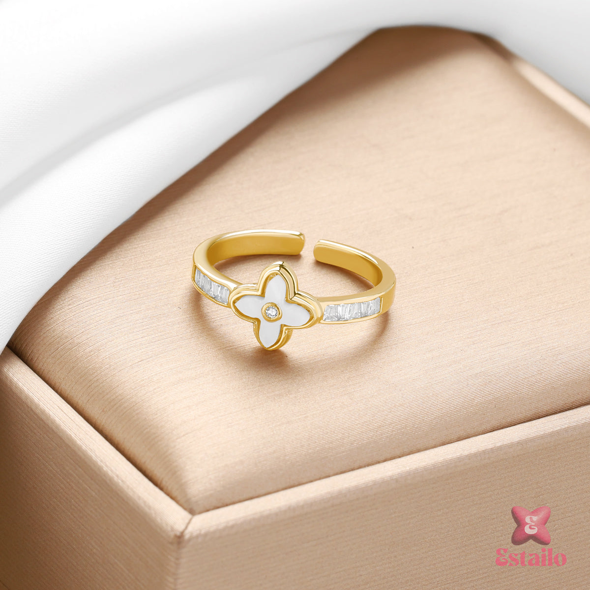 Golden Clover Charm Ring