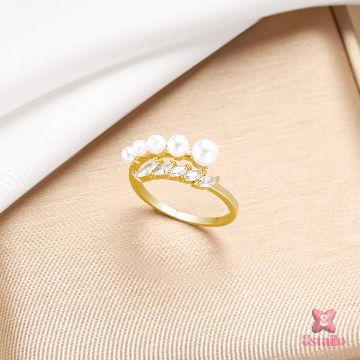 Pearl & Crystal Embrace Ring