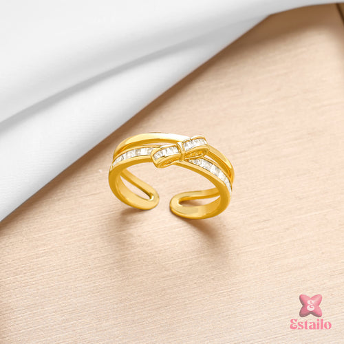 Crystalline Knot Ring