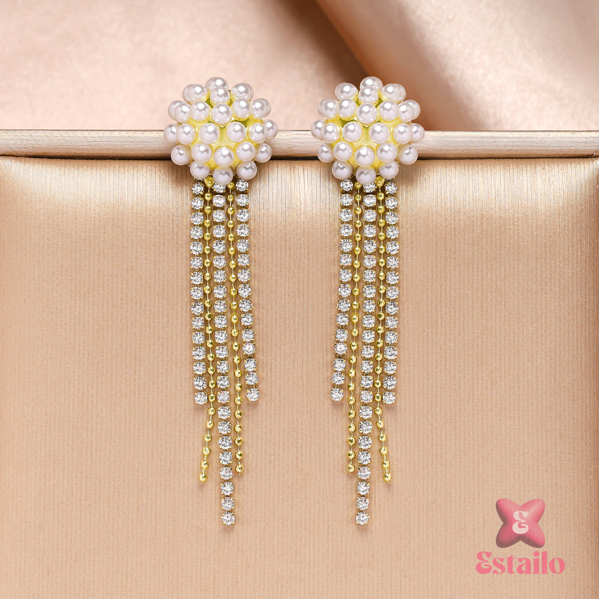 Lustrous Pearl Tassels Earrings