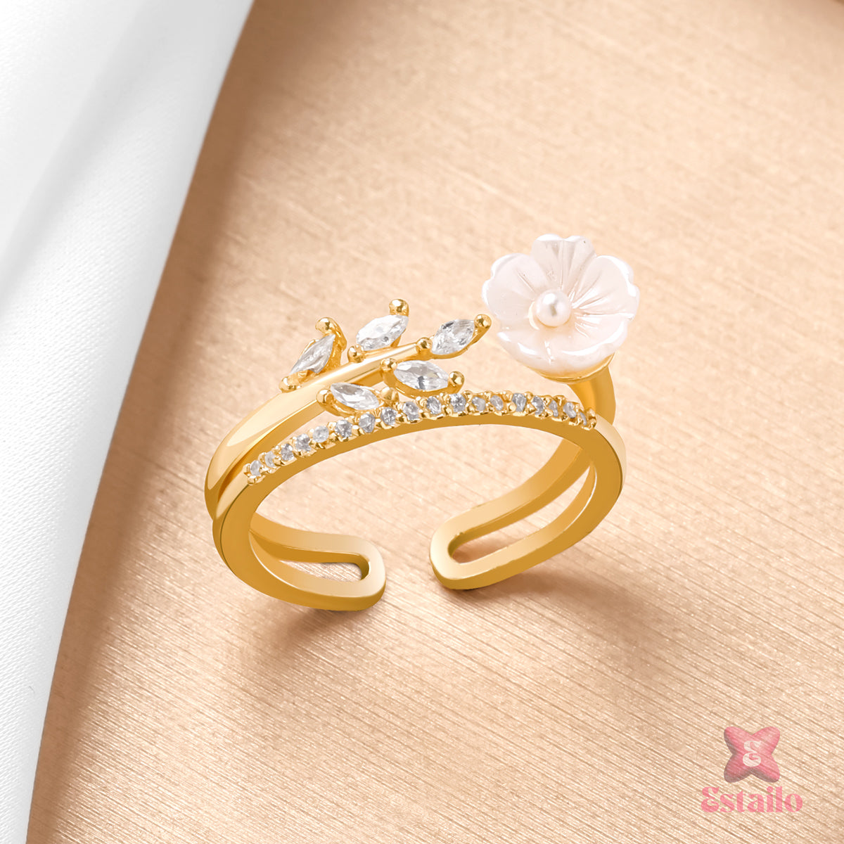 Pearl Petal Delight Ring