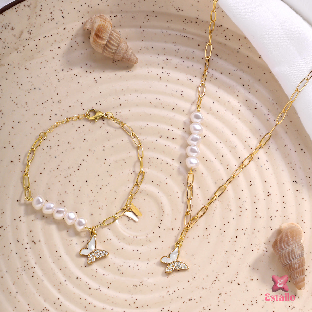 Gilded Wings Necklace Set