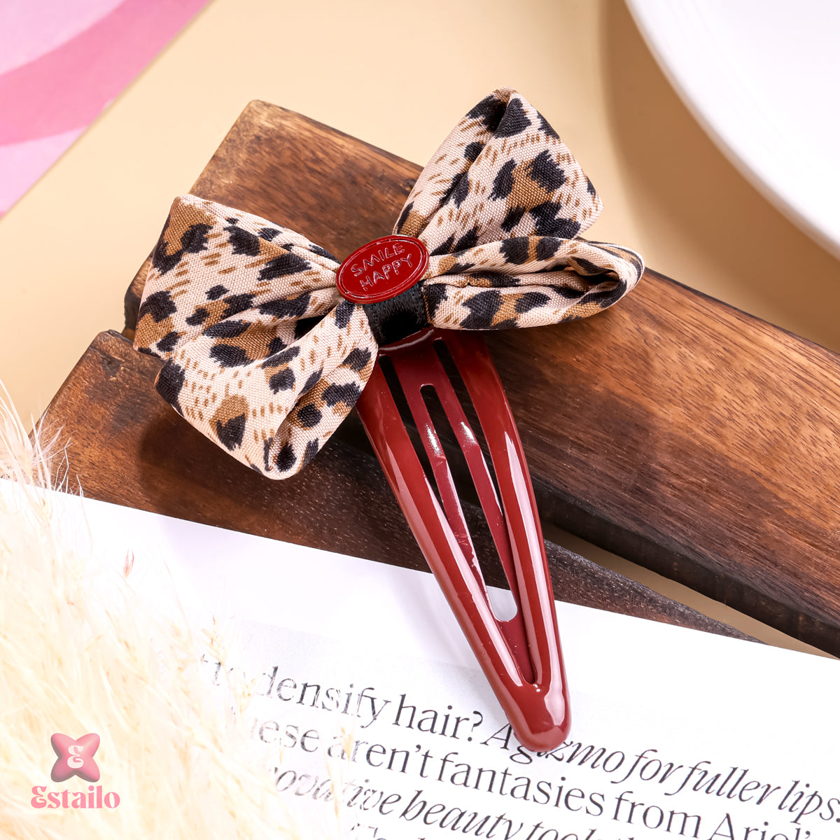 Safari Bow Snap Clip