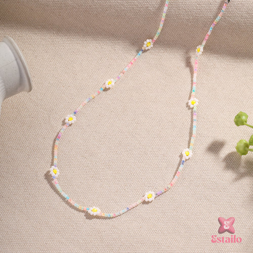 Sweet Daisy Bead Necklace