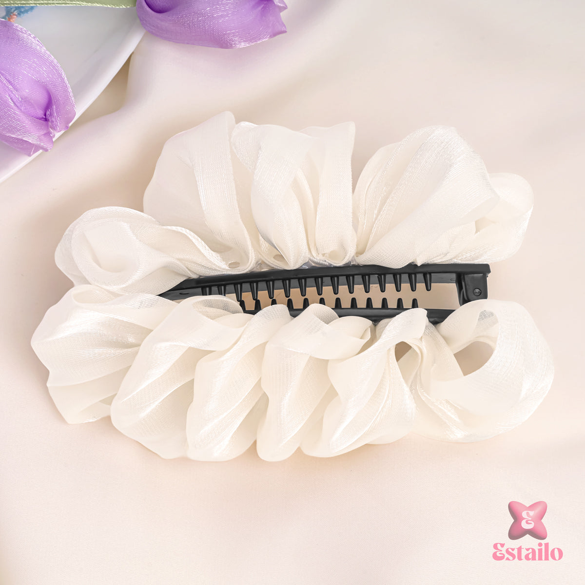 Dreamy Organza Claw