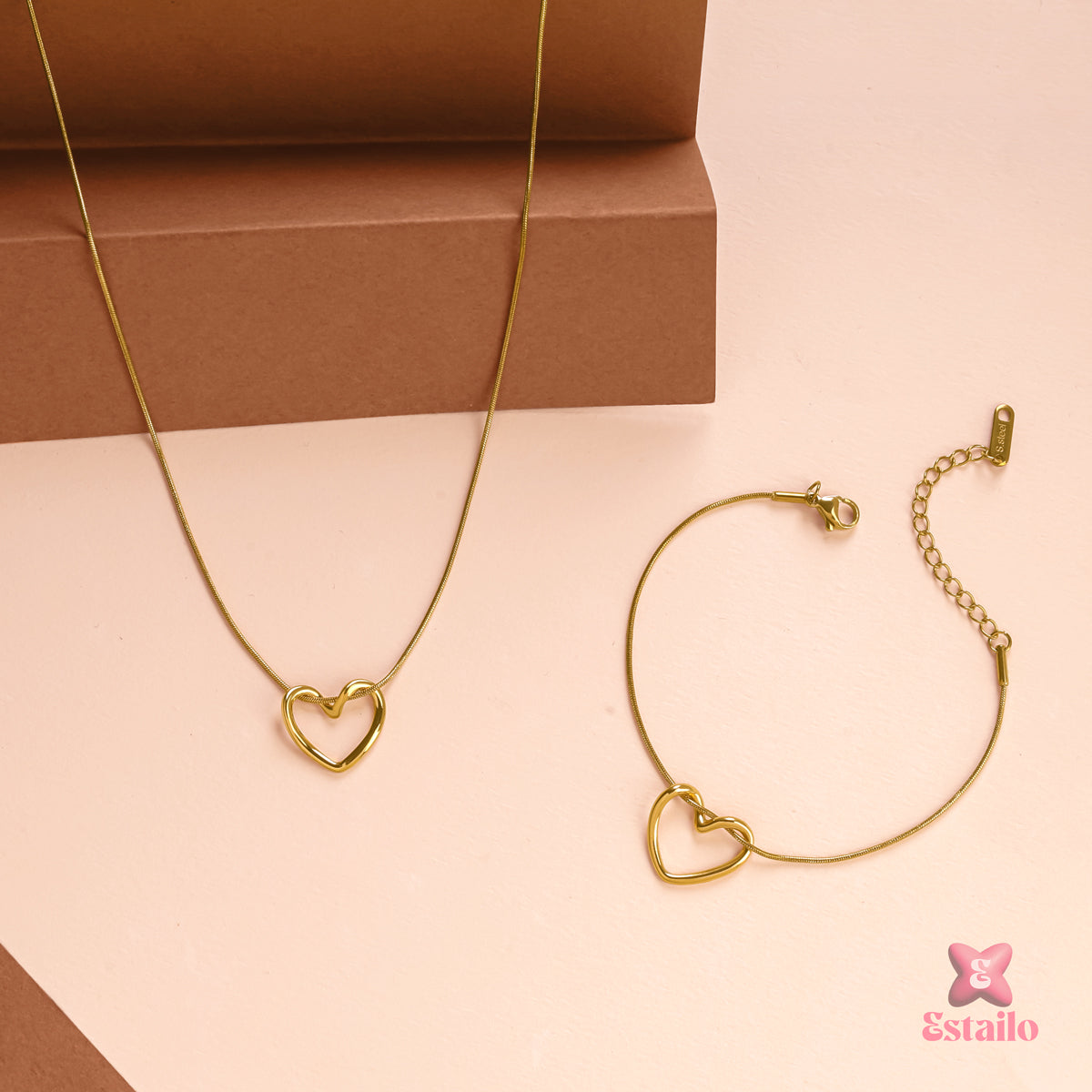 Gold Minimalist Heart Set