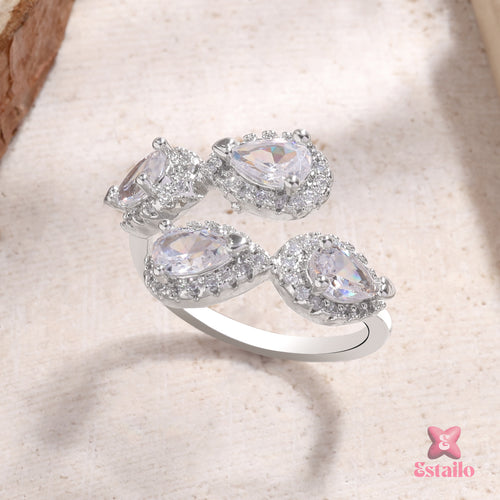 Estailo Pear Cascade Ring