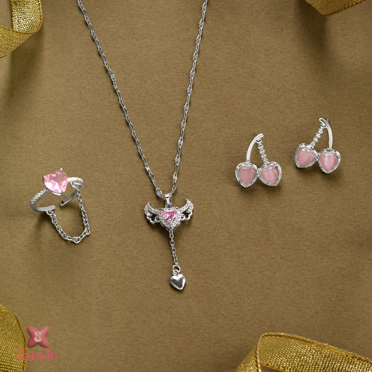 Love's First Heart Set