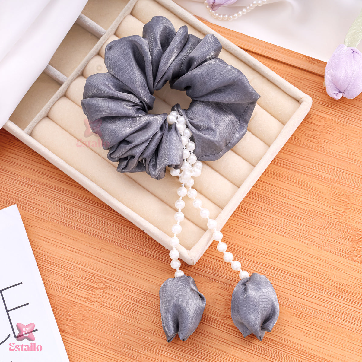 Tulip Pop Pearl Scrunchie