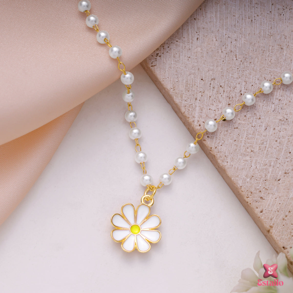 Pearl Strand Daisy Necklace