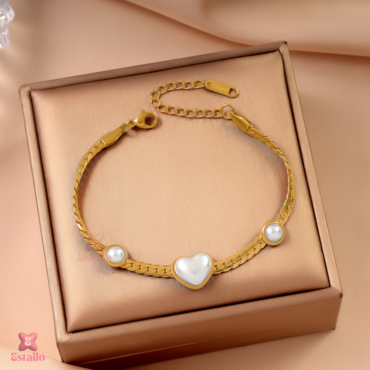 Aurelia Pearl love Bracelet