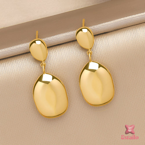 Luminous Oval Drops Earrings