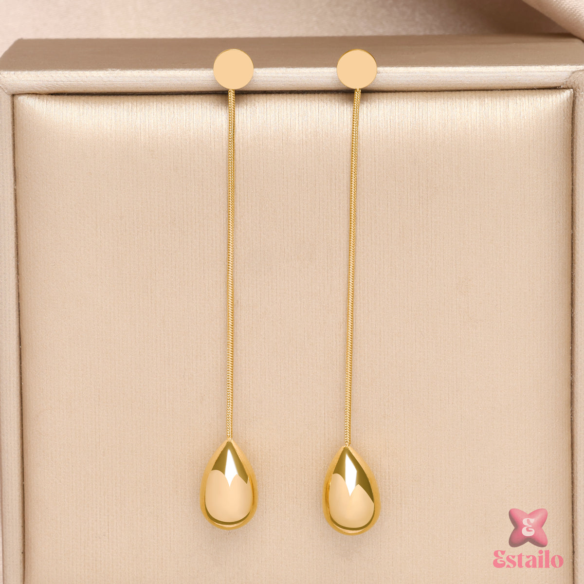 Fluid Gold Threads Earrings