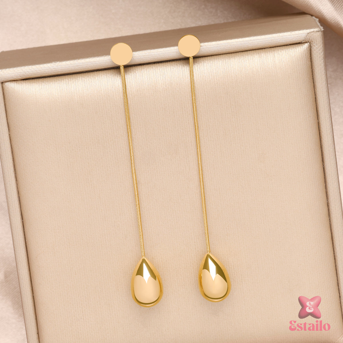 Fluid Gold Threads Earrings