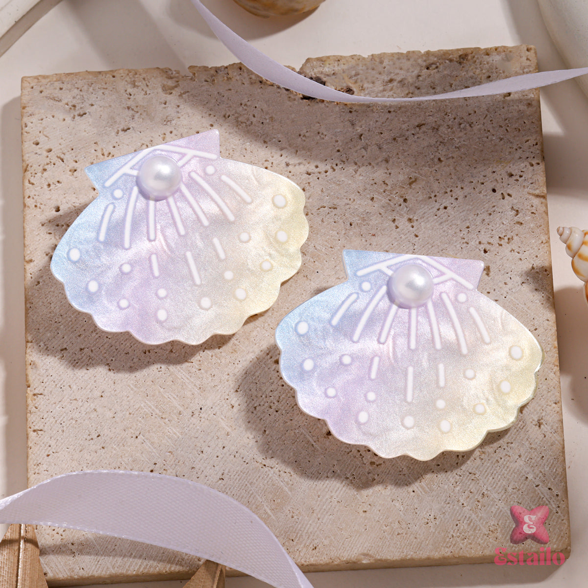 Pearlized Seashell Hair Clip