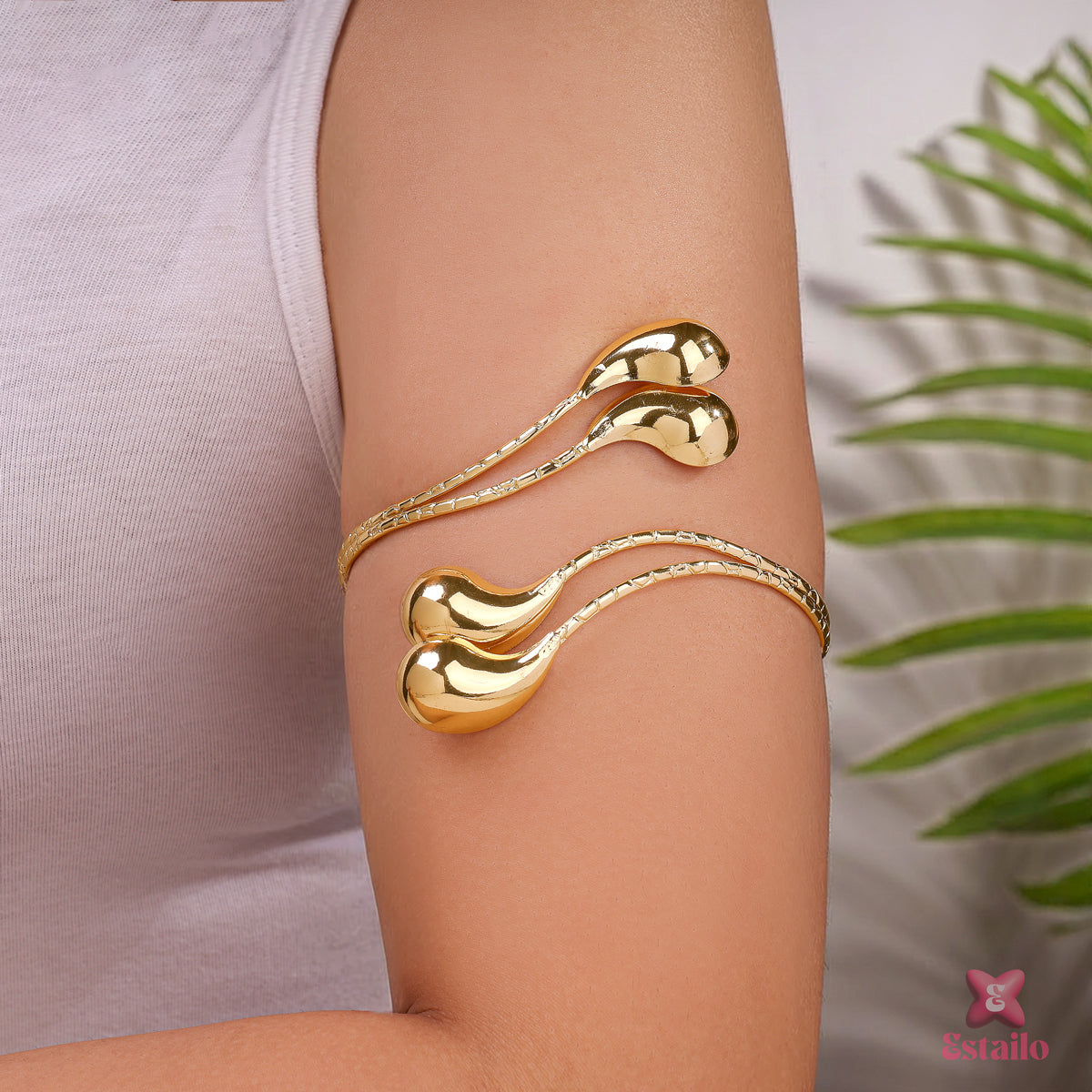 Golden Dewdrop Arm Cuff