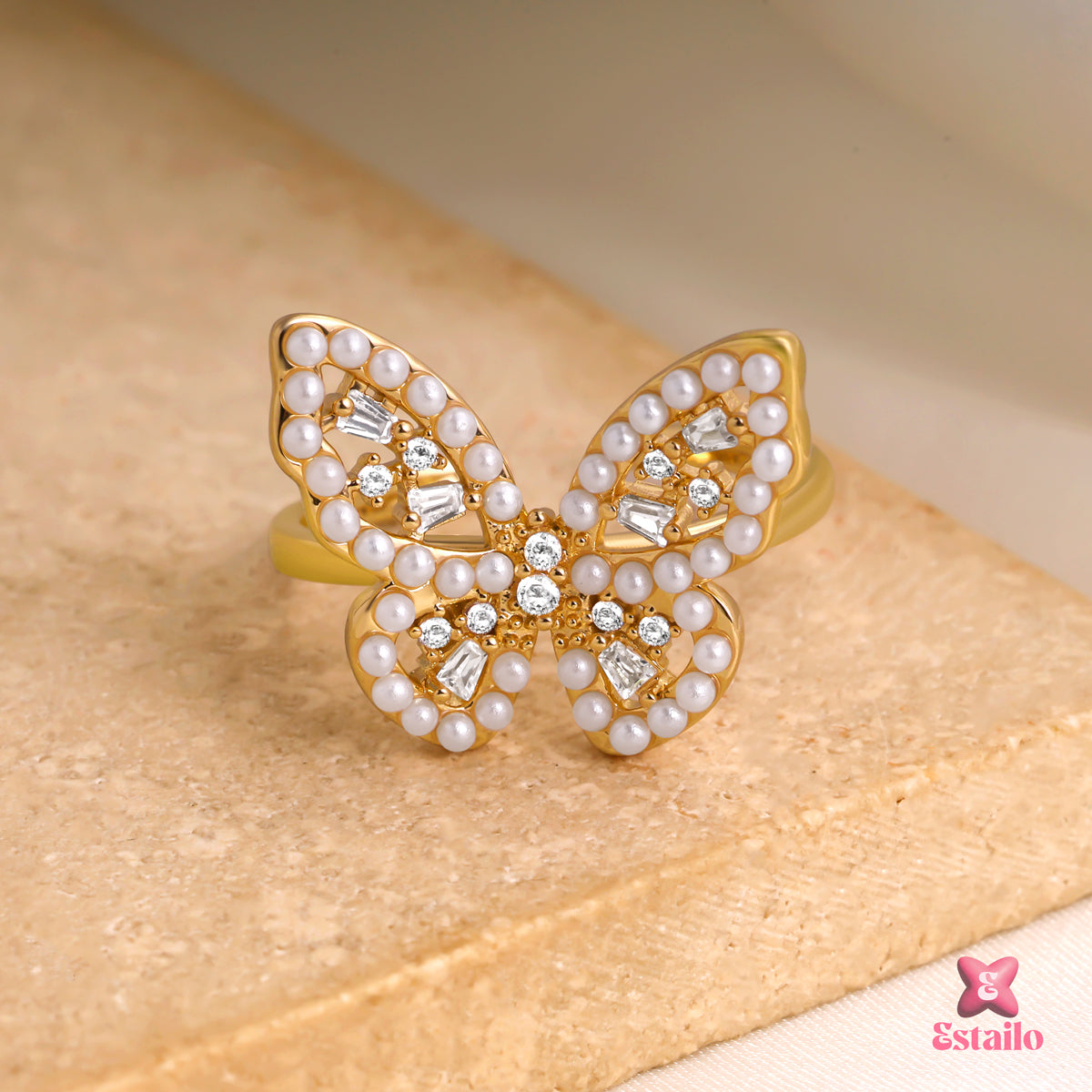 Gilded Wings Pearl Ring