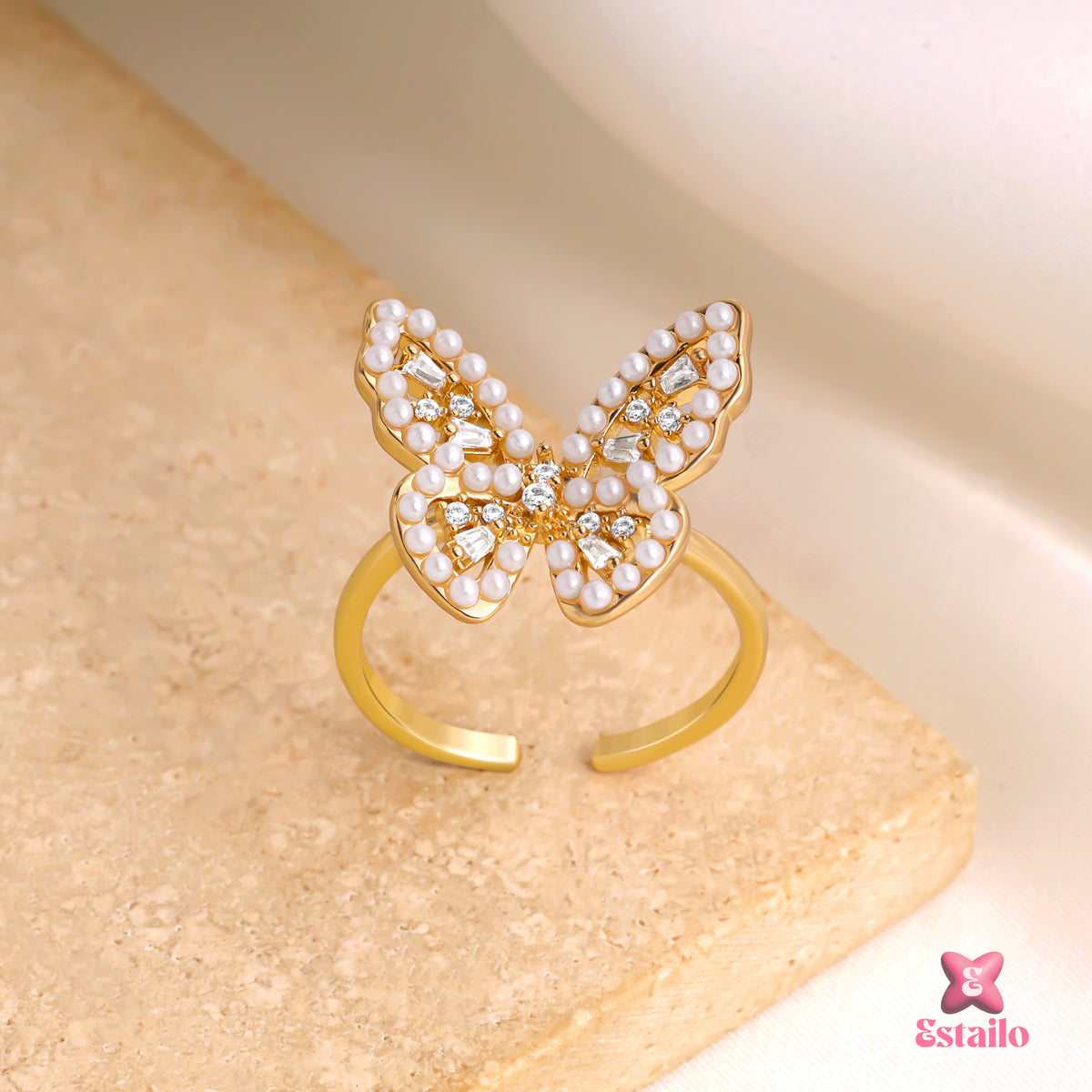 Gilded Wings Pearl Ring
