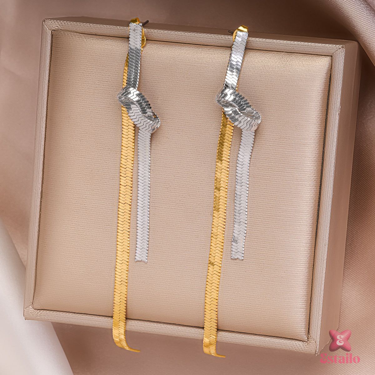 Sleek Serpentine Drops Earring