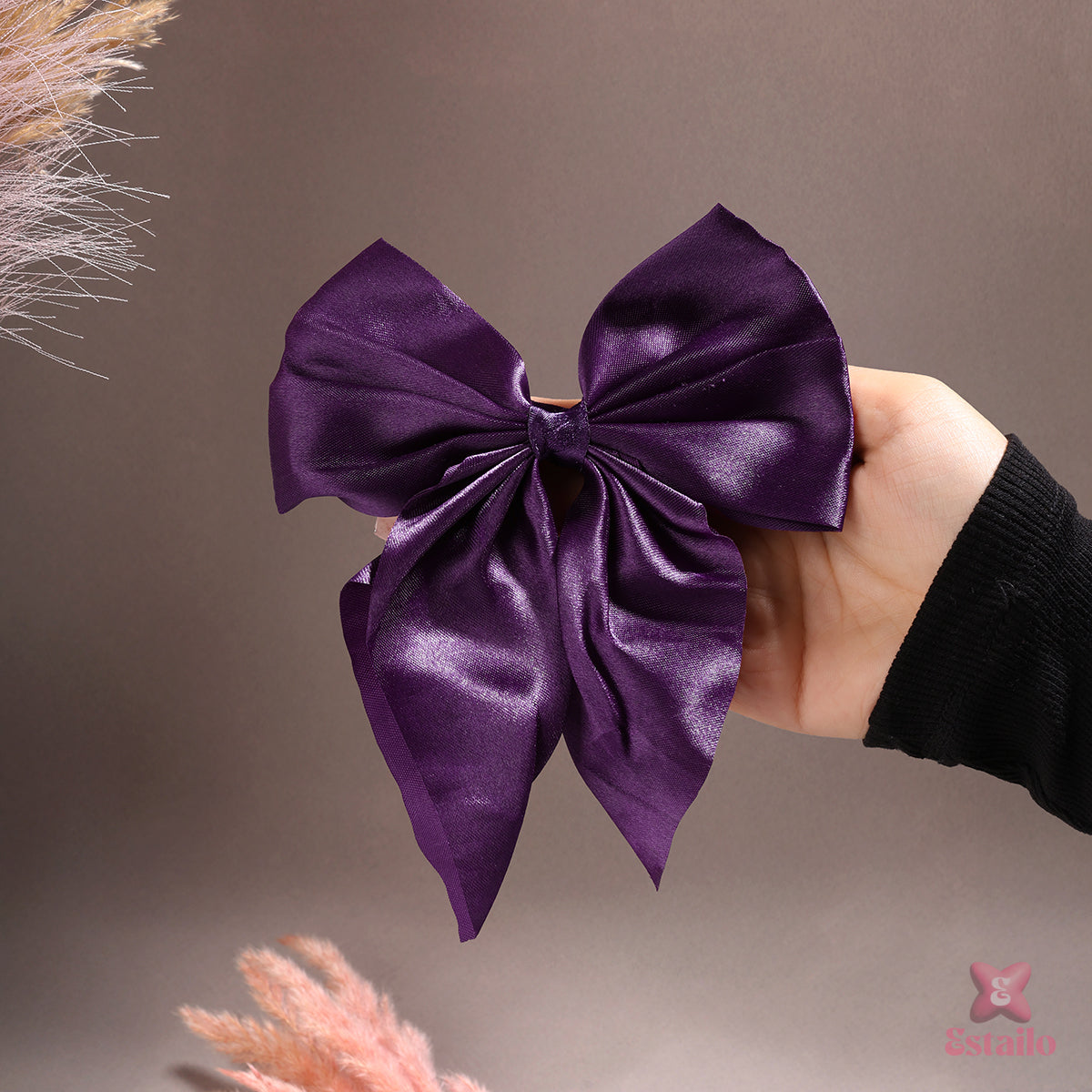 Violet Vogue Bow Clip