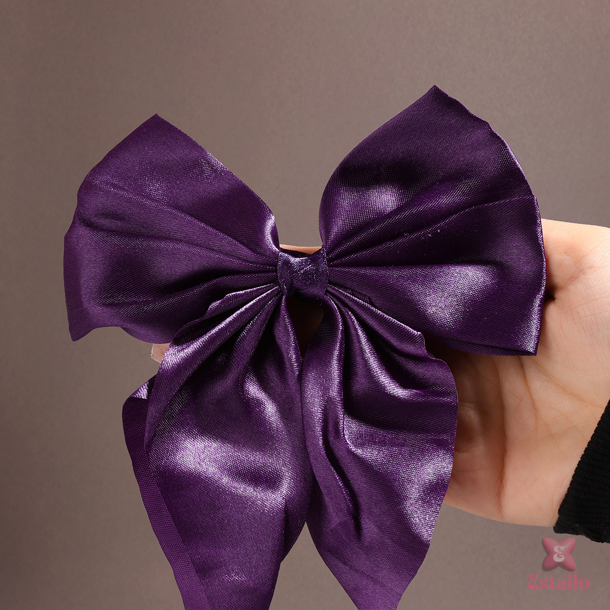 Violet Vogue Bow Clip