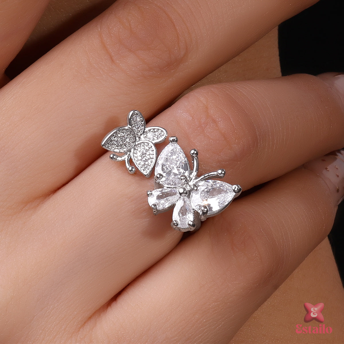 Fluttering Elegance Ring