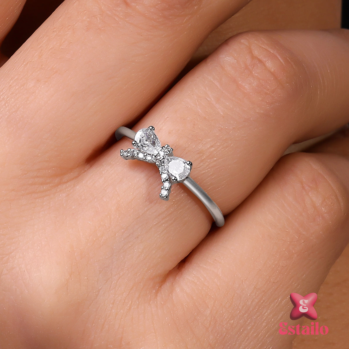 Sparkling Seraph Bow Ring