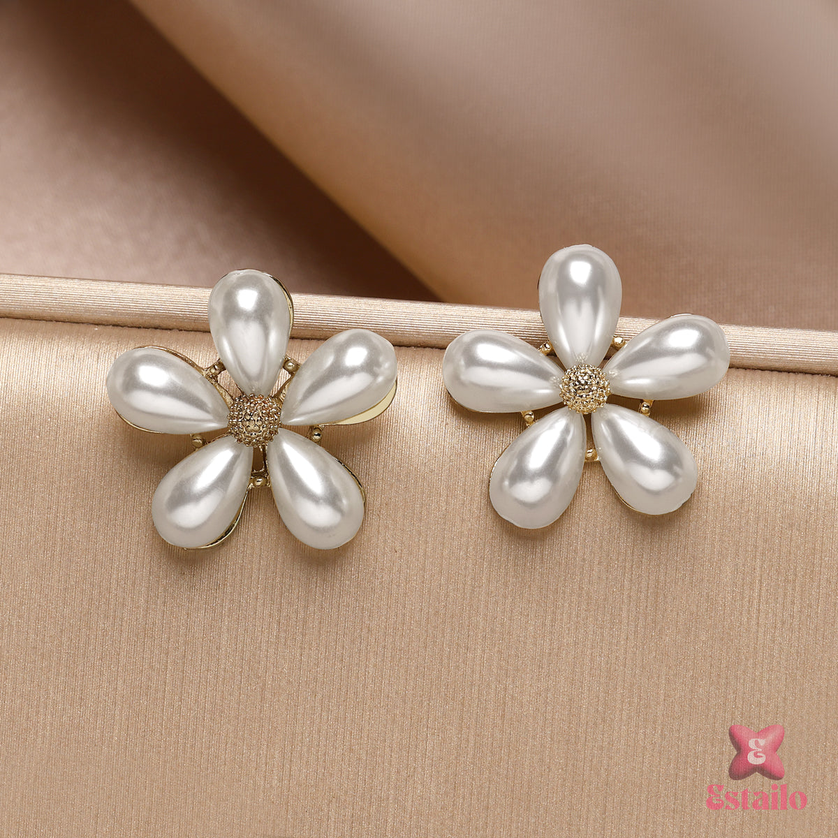Bloom Pearl Earrings