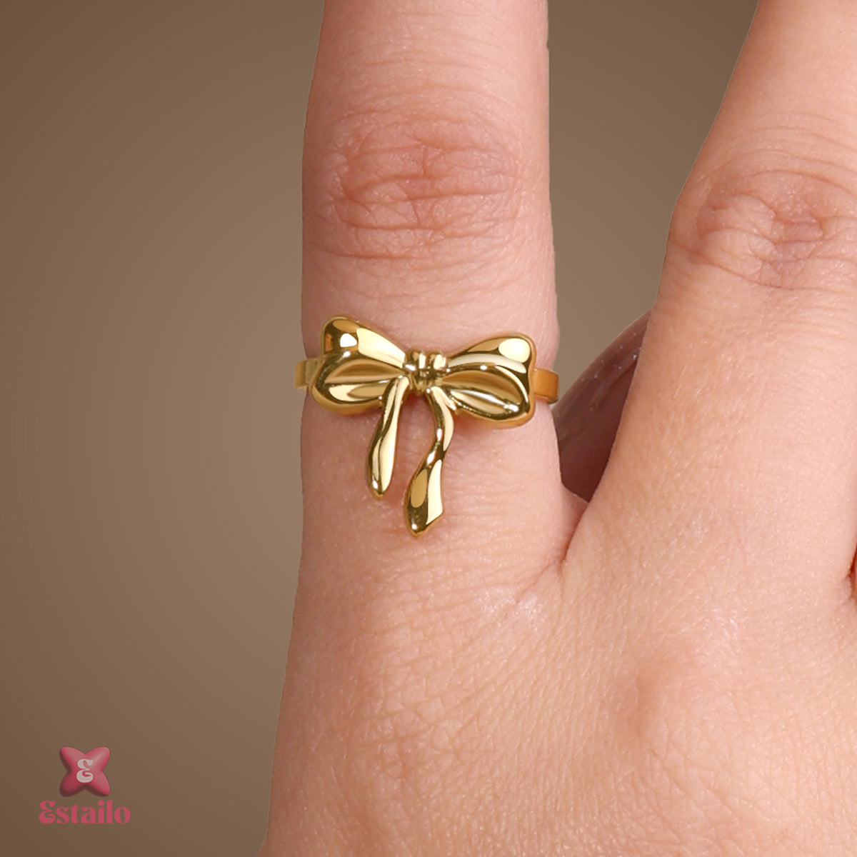 Glow Knot Luxe Ring
