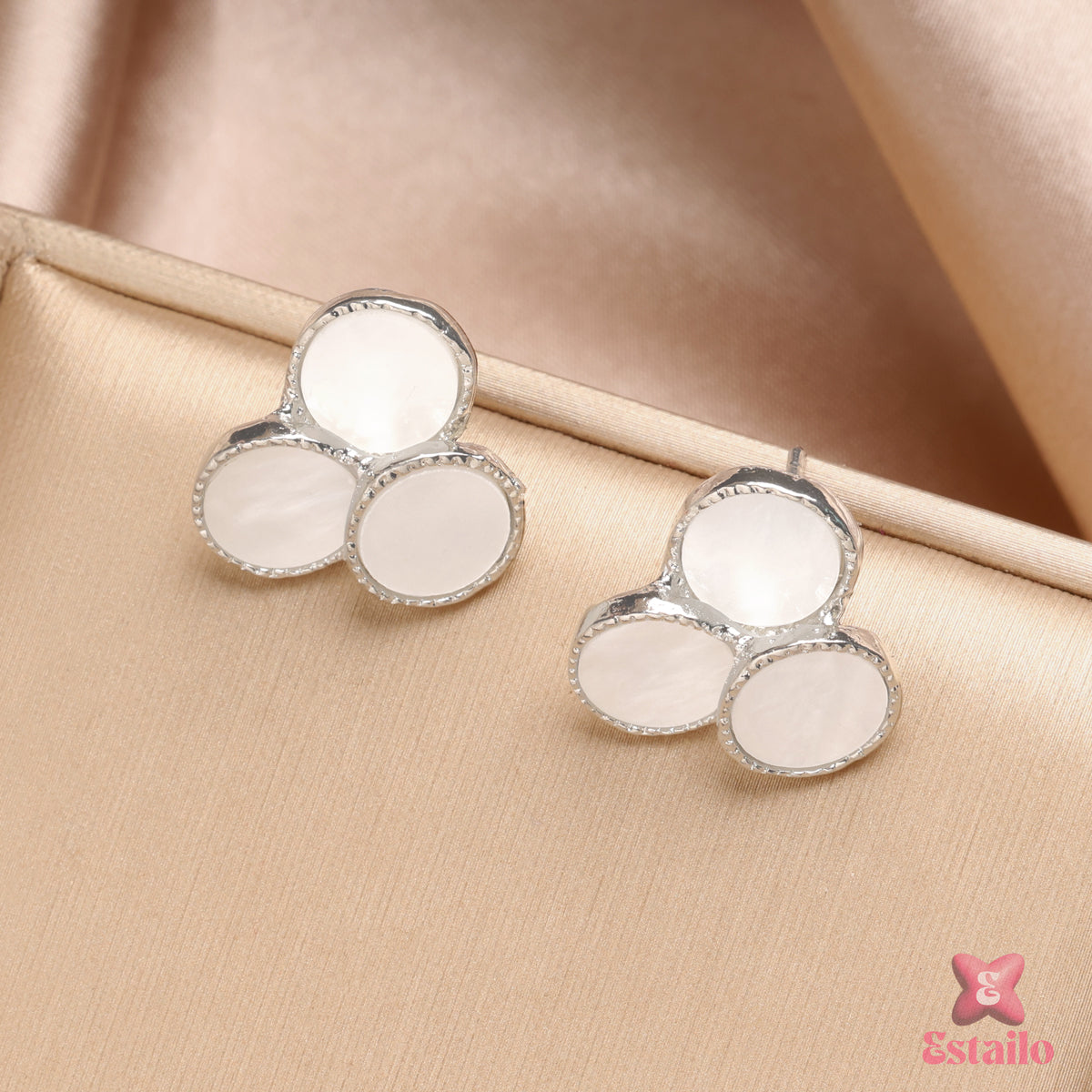 Snowdrop Cluster Studs Earrings