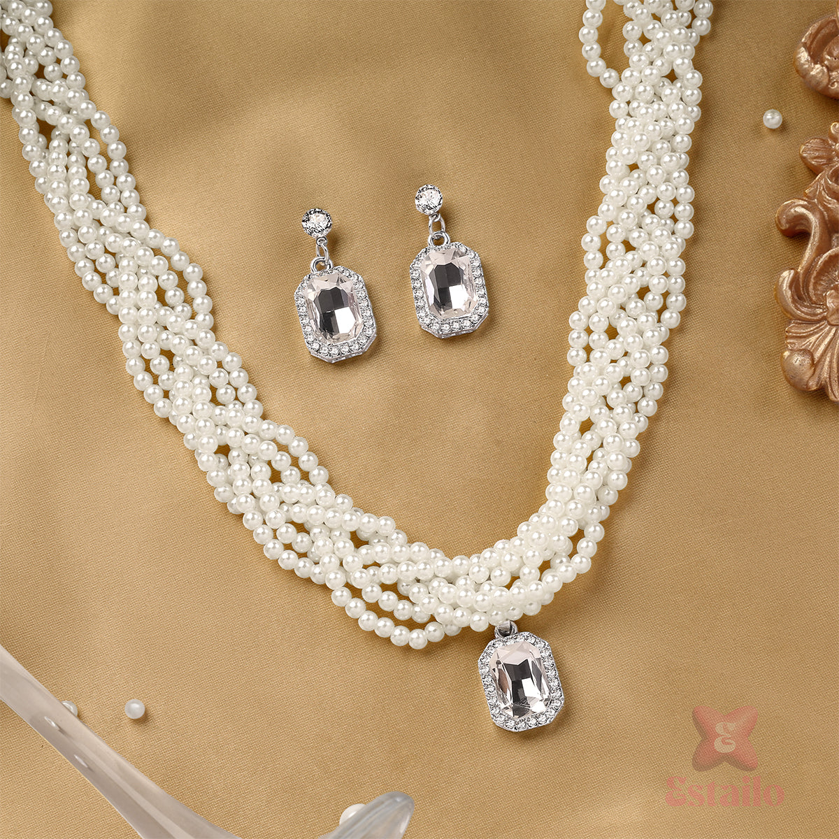 Glow Royal Pearl Necklace Set