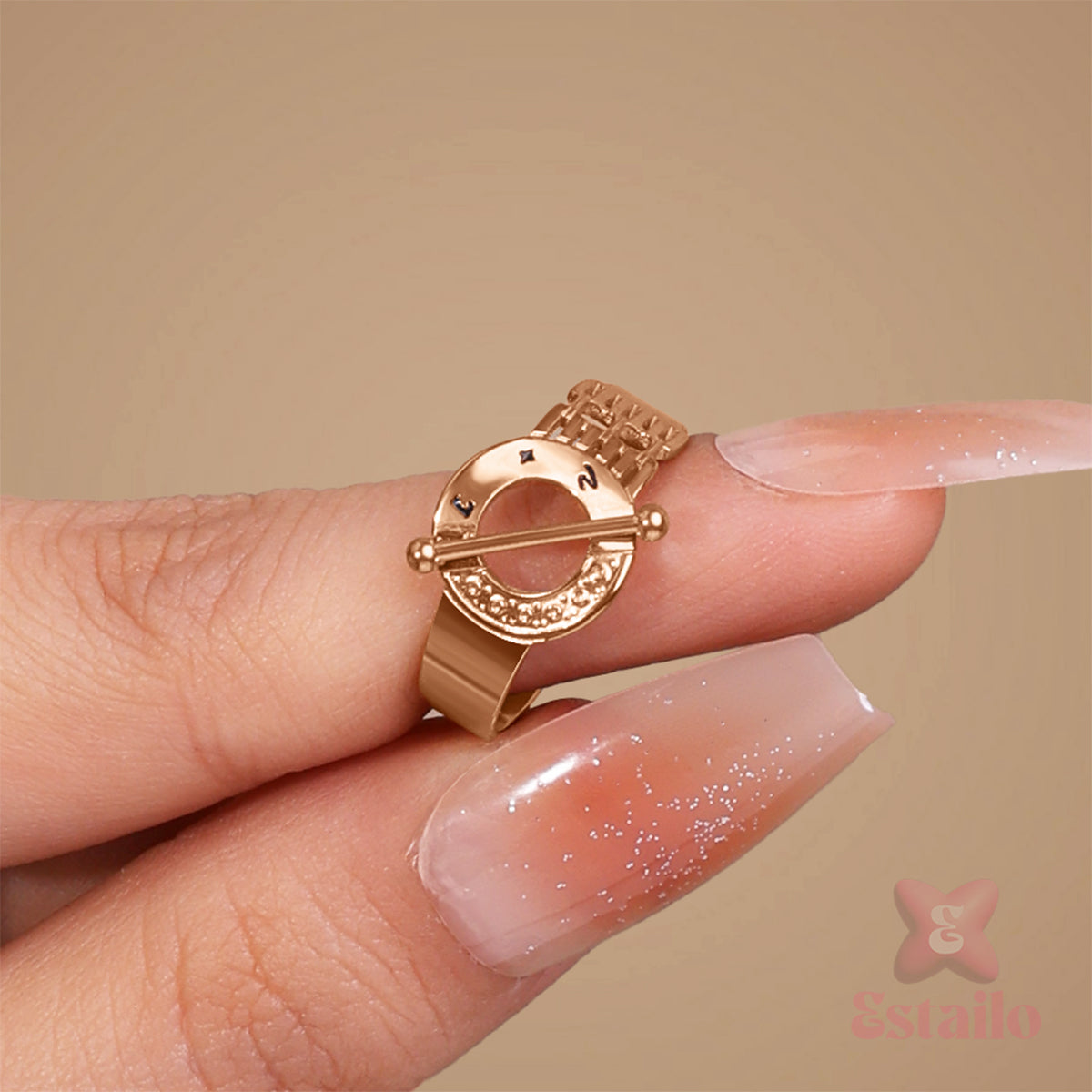 Gilded Clasp Ring