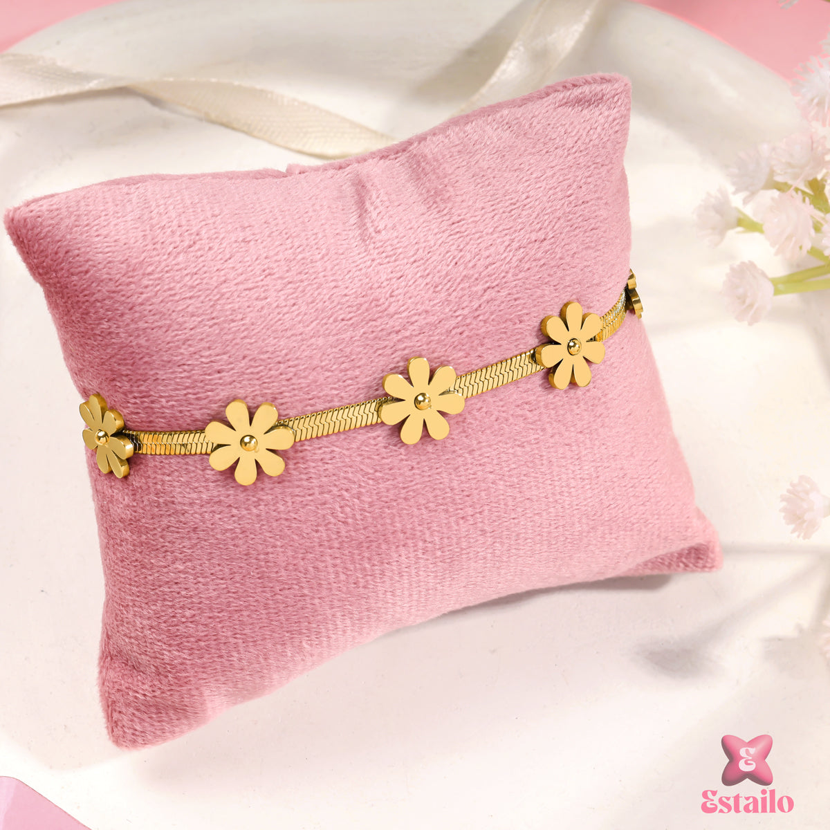 Gilded Daisy Bracelet