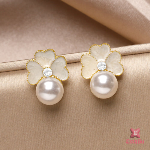 Sparkling Daisy Earring
