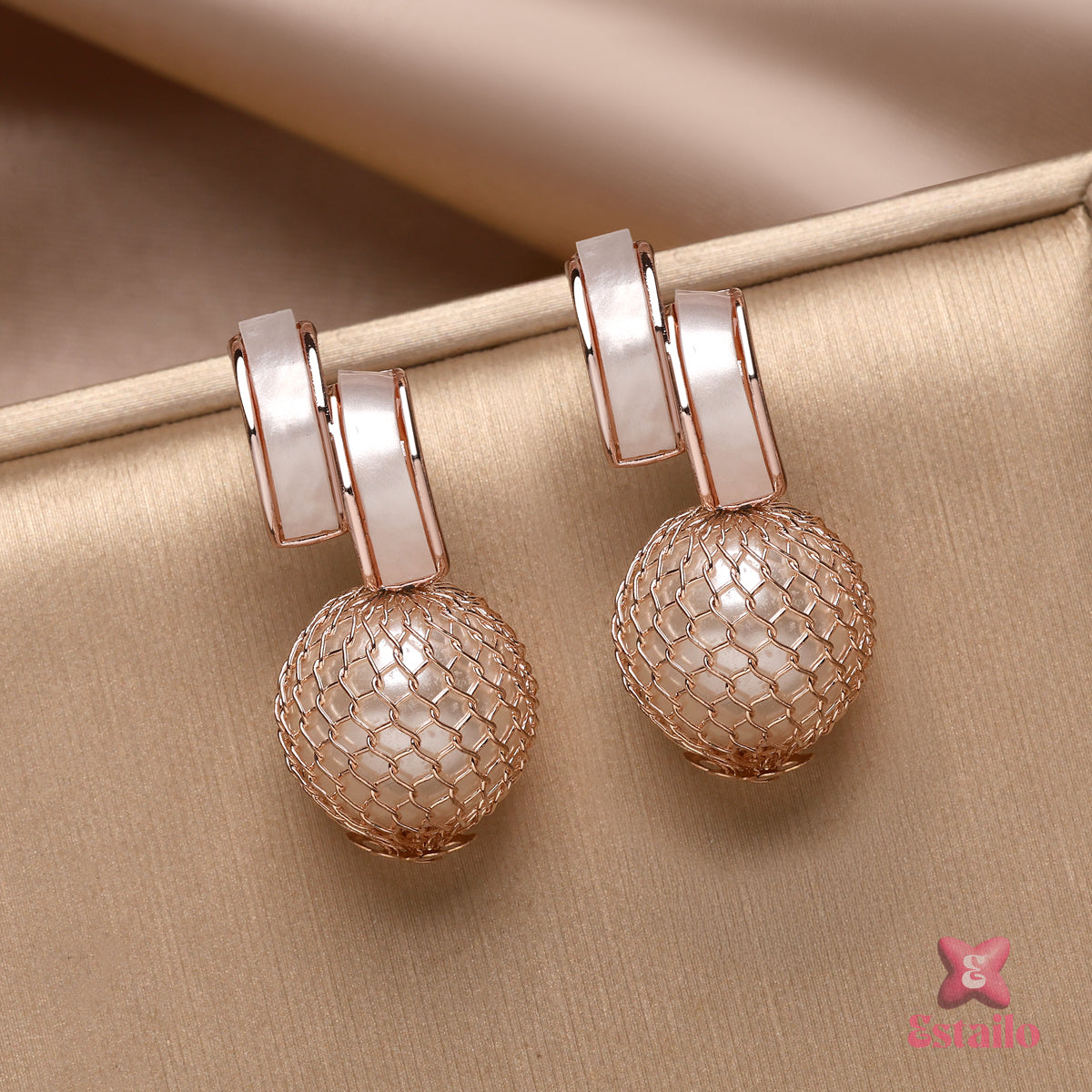 Lattice Pearl Dangles Earrings
