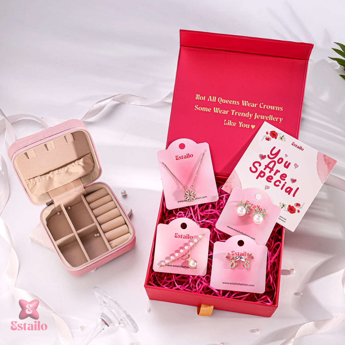 Queen Charm Jewellery Gift Box