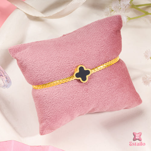 Timeless Clover Bracelet