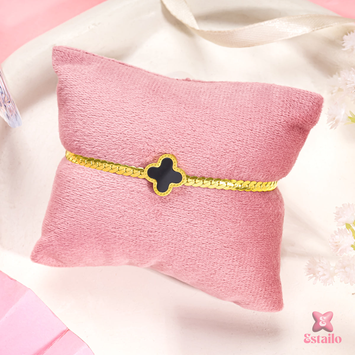 Timeless Clover Bracelet