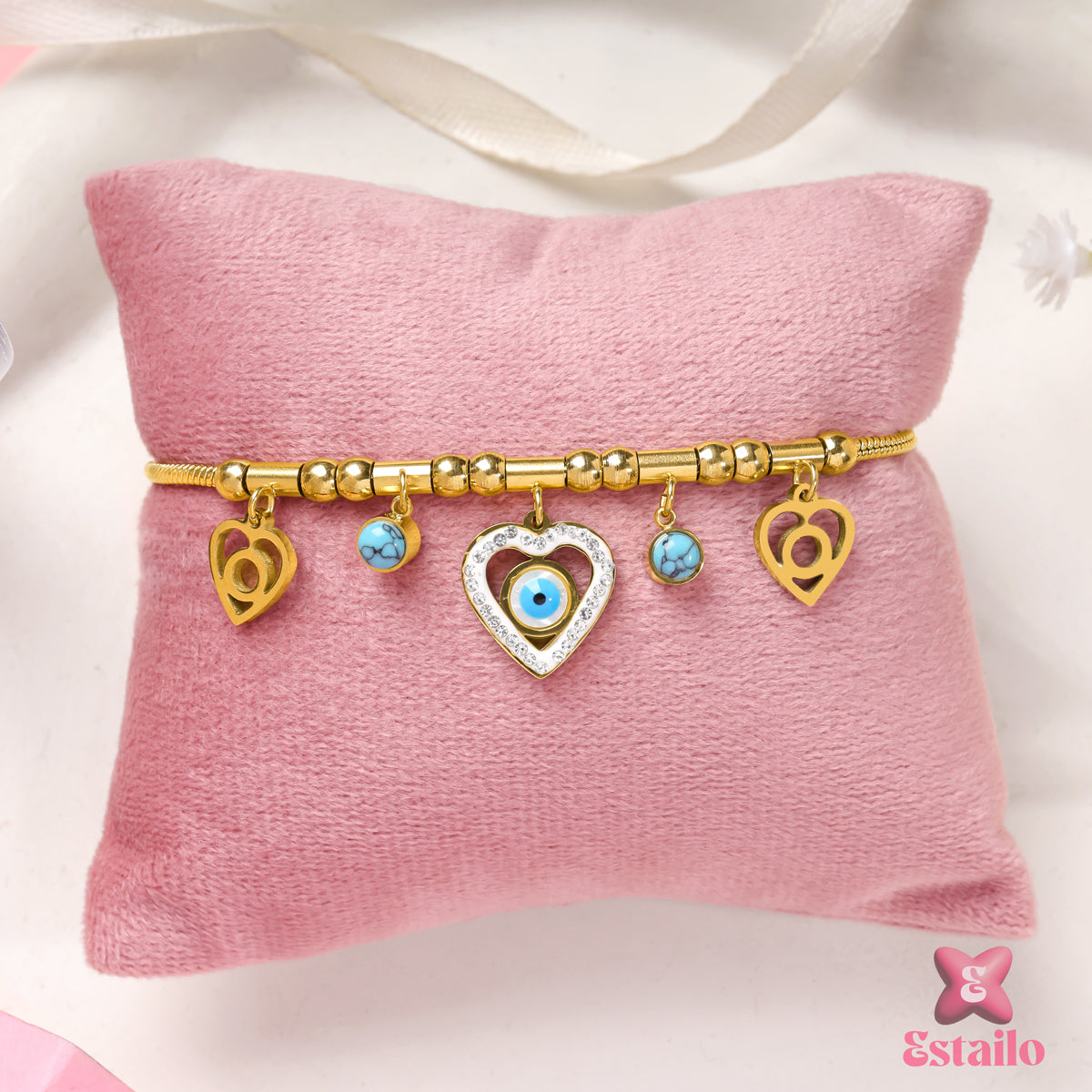 Golden Heart Gaze Bracelet